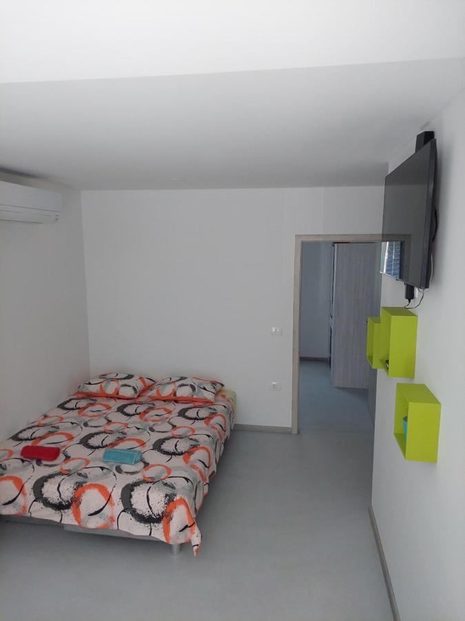 Apartma Rene Izola Exterior photo